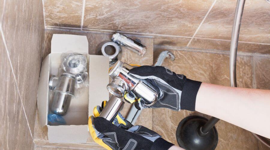 Expert flood damage restoration services in Kintyre, ND